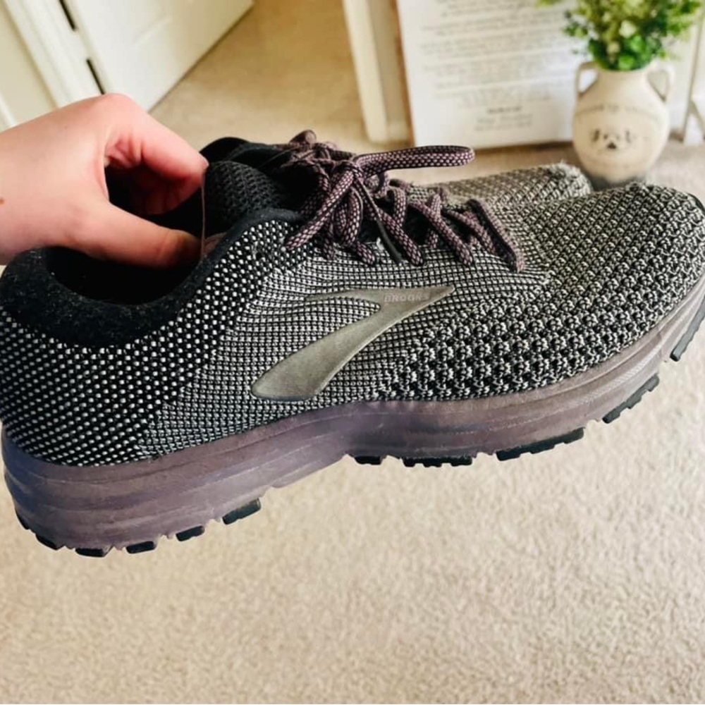 Brooks 9.5
